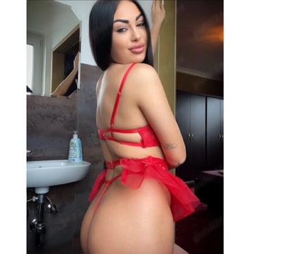  Escorts Stevenage Town Centre Stevenage - Photos for Hi new just arrived only outcall