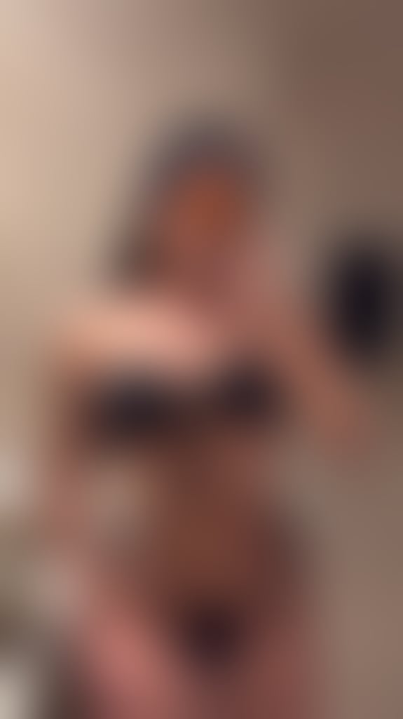 Escorts Greater Manchester Salford - 