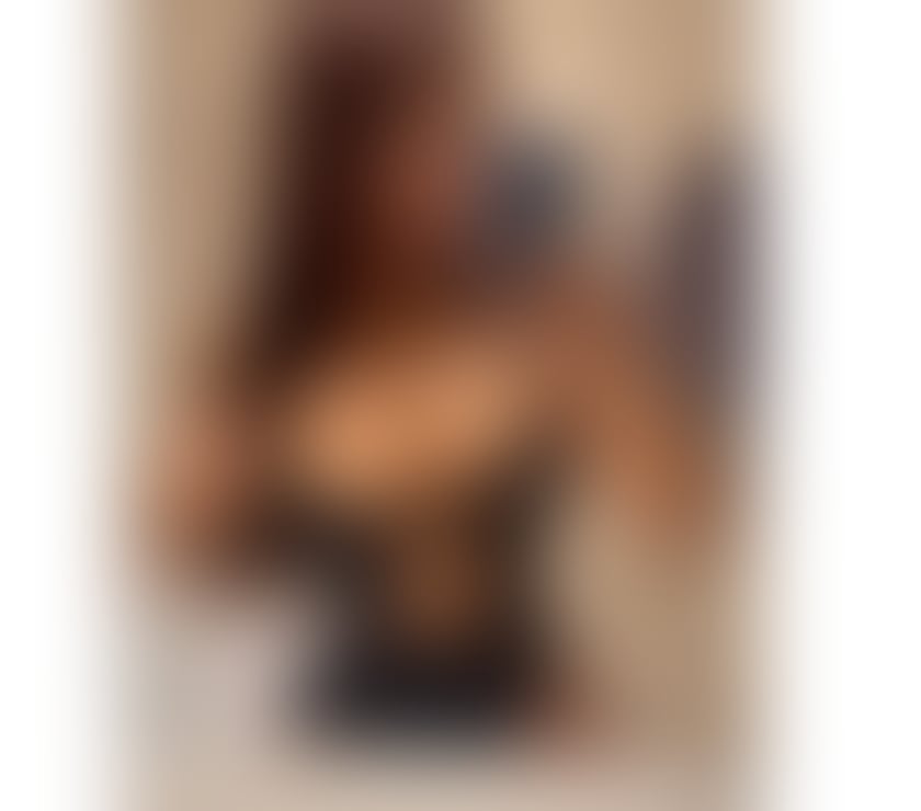 👅😋Dominatrix hot tongue sculptural body
