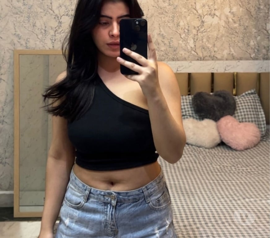 Escorts Edinburgh Edinburgh - Edinburgh - Photos for Elegant Asian companion available for incall and outcall