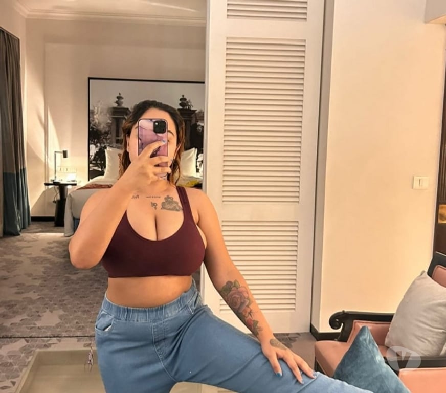 Escorts West Midlands Walsall - Photos for Hey i am available in town on weekend