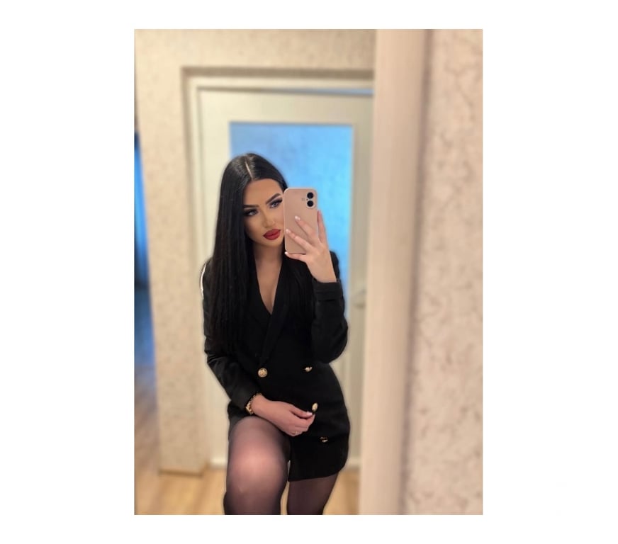 Escorts Surrey Surrey Heath - Photos for Brand New & Ready to Be Your Sweetest Escape 🌟