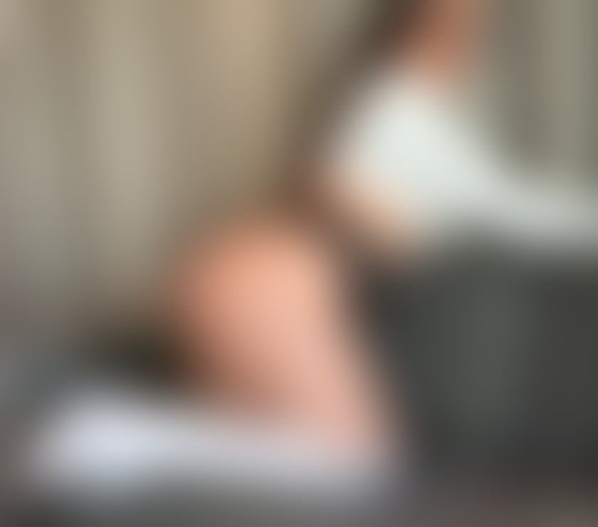 Escorts West Yorkshire Wakefield - Photos for Hello I am Jesyy outcall or incall party night girl 👧