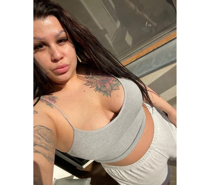 Escorts East London Canning Town - East London - Photos for Zara 😛curvy and tattooed back in E16