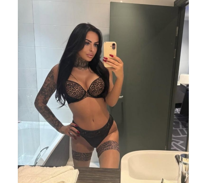 Escorts Oxfordshire Oxford - Photos for HOT GIRL🔥 ONLY OUTCALL 💙 PARTYYY 💯