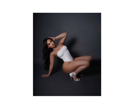 Escorts and Massages Falkirk Town Centre Falkirk - Photos for Hi, I'm Charlotte Fiesta🔥🥳🍑
