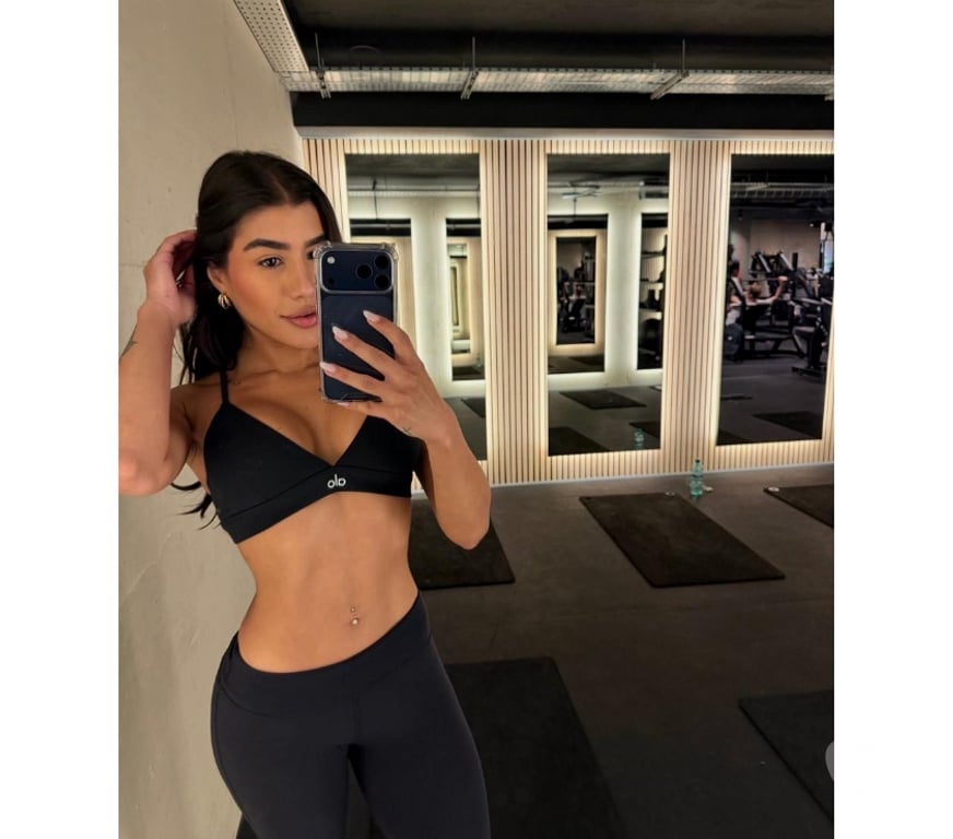 Escorts North London Bruce Grove Station - North London - Photos for 🇧🇷BEST GFE Latina 💋 INCALL 🥂 PARTY❤️‍🔥