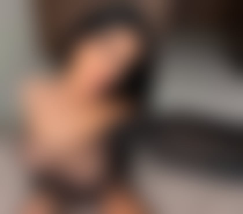 Escorts Greater Manchester Oldham - Photos for AMAZING BABE-TOP SERVICE