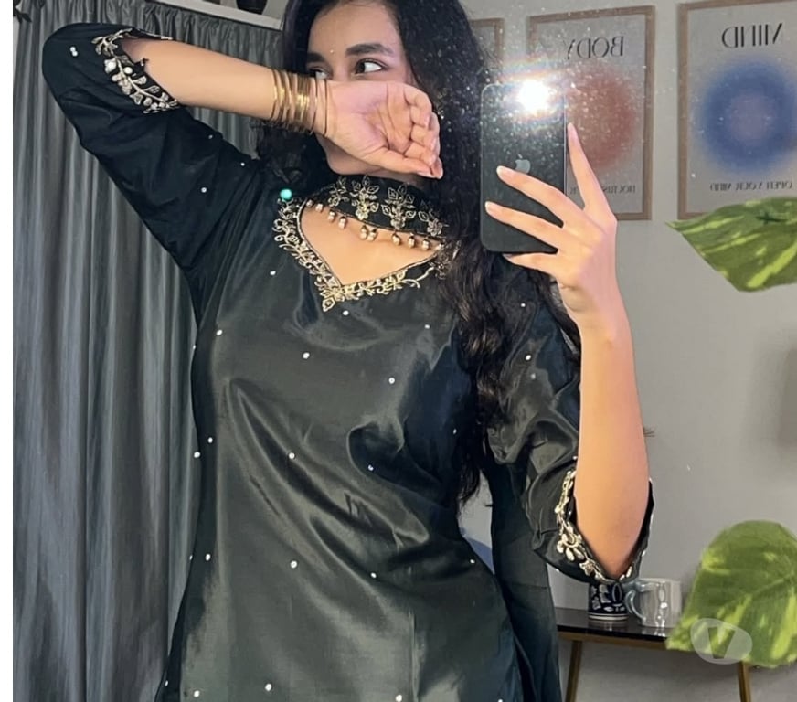 Escorts Bristol Bristol City Centre - Bristol - Photos for Hot pakistan girl with big boobs