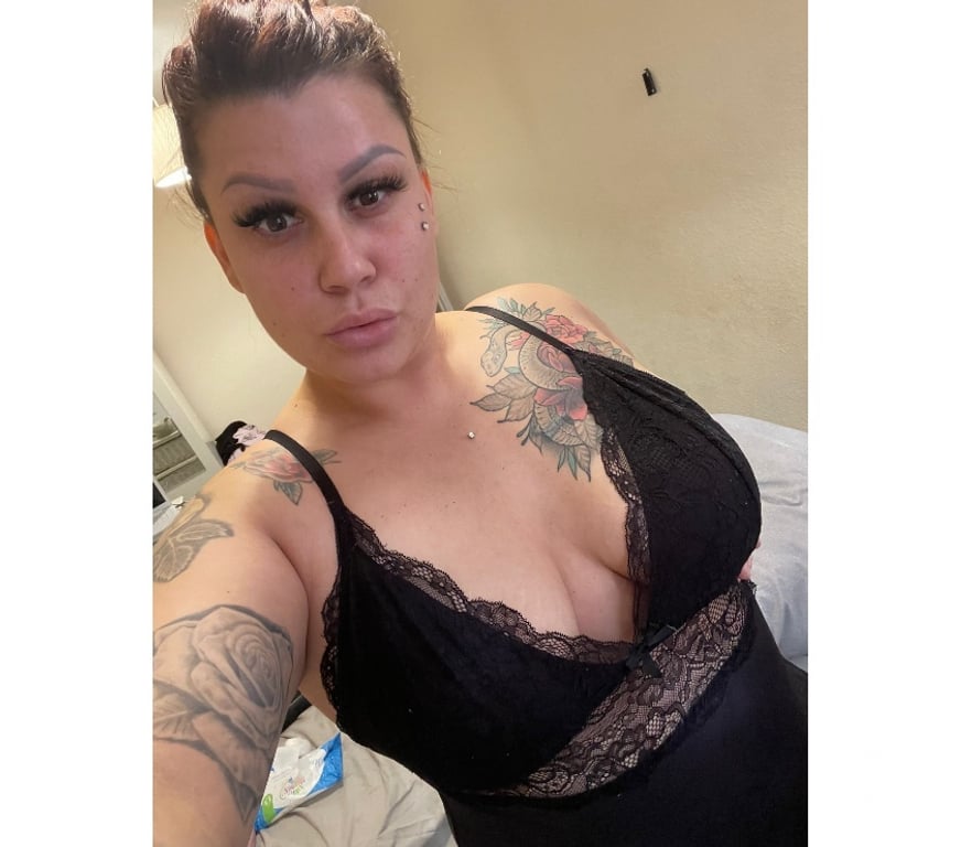 Escorts East London Newham - Photos for Zara your midnight craving In E16 😋😈