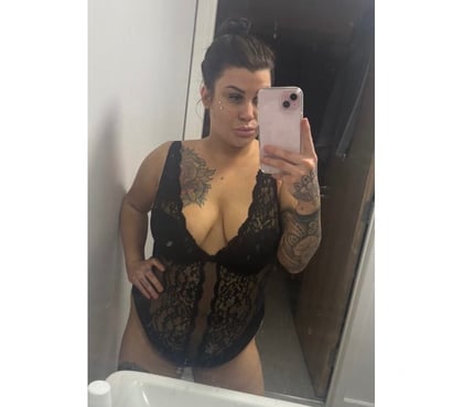 Escorts Newham East London - Photos for Zara your midnight craving In E16 😋😈