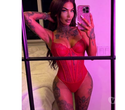 Photos for Last 2 days!👅🤪 OWO BRITISH INSTA KHLOERJ_
