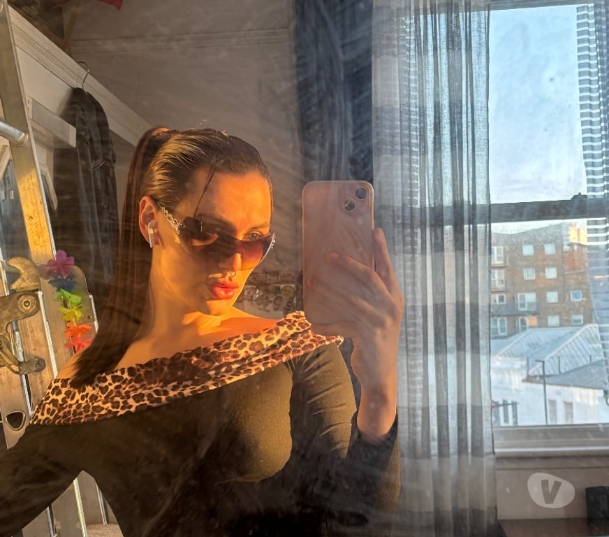 Trans Escorts East London Canary Wharf - East London - Photos for Experienced Girlfriend Born and Bred Londoner🤍