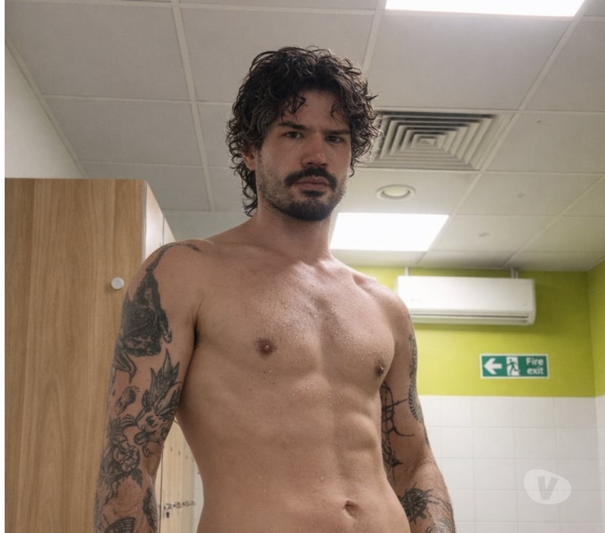  Gay massage East London Canary Wharf - East London - Photos for Chase: The Boyfriend Experience