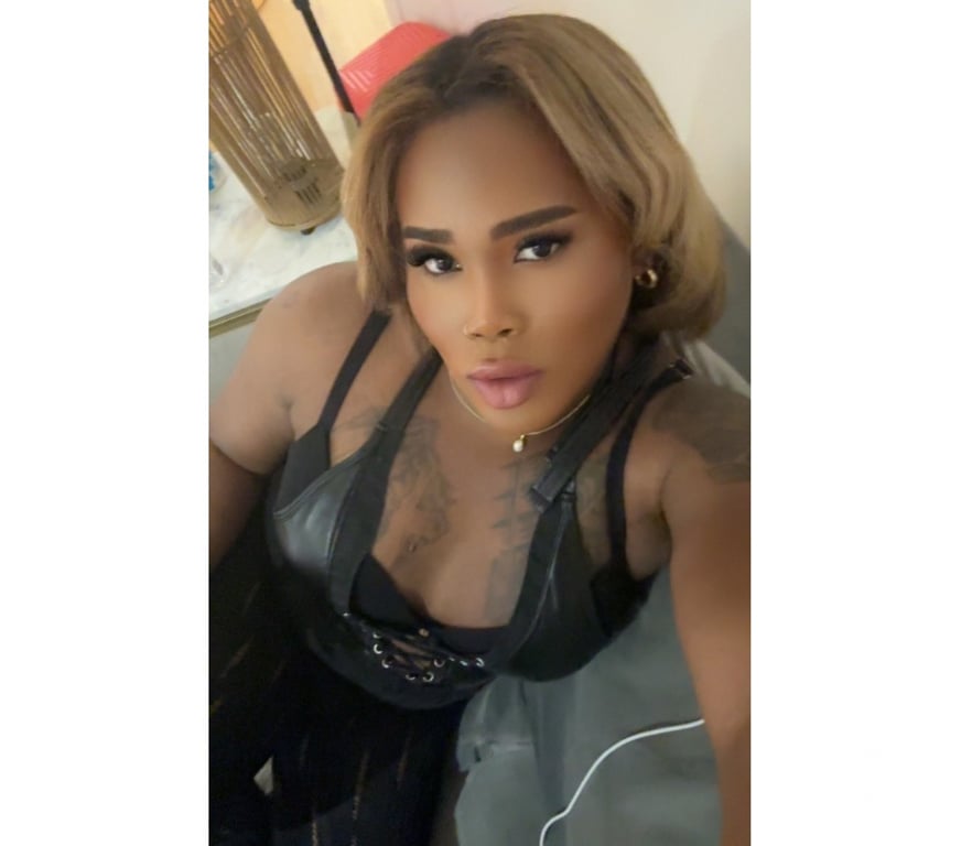 Trans Escorts West London Ealing Broadway - West London - Photos for 🔥The Real 🇺🇸 P4RTEE Transmodelkimxx Ealing Broadway