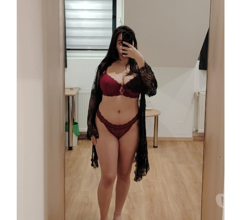 Escorts South West London Fulham Broadway - South West London - Photos for 🔥 BUSTY AMERICAN IN TOWN 🔥
