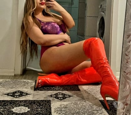 Escorts and Massages Weymouth Dorset - Photos for Lara party🍭outcall🍭