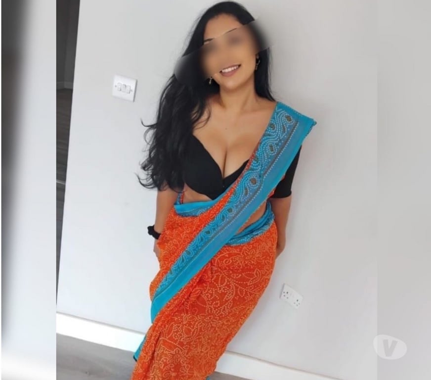 Escorts East London East Ham Station - East London - Photos for Yamuna Sree South Indian Tamil 🇮🇳