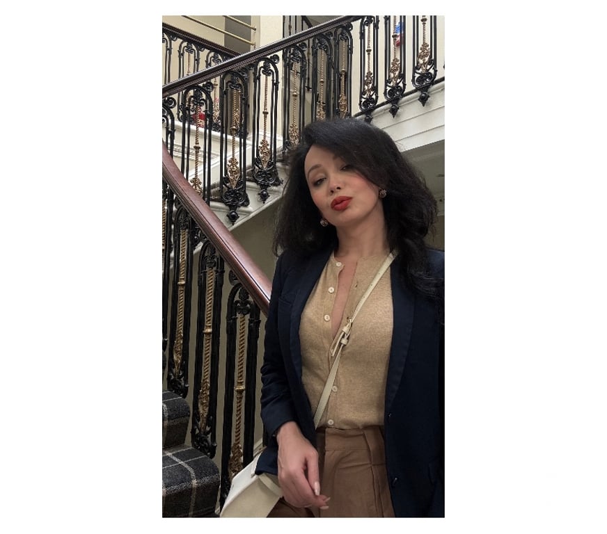 Trans Escorts Glasgow Glasgow City Centre - Glasgow - Photos for 🌙🟨🟪ALLURING ADORA TS MILF 👉🟪🟨