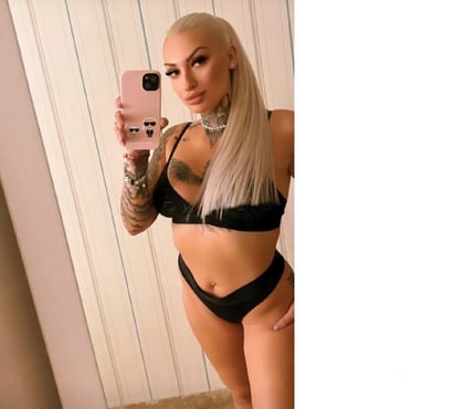 Escort Dudley Town Centre Dudley - Photos for 🍭🍡Sexy brunette💥 best service🔥party girl🥂