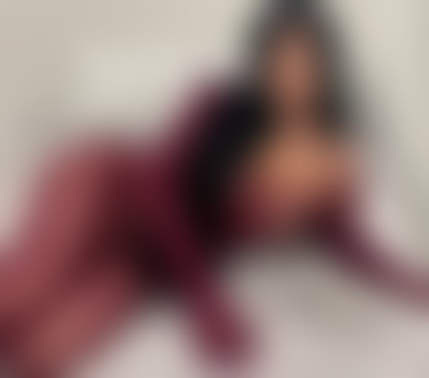 Escorts and Massages Bradford City Centre Bradford - Photos for ROSS&EMY EBONY KISS💯OWO 💦GFE🥰🔥NOT RUSH