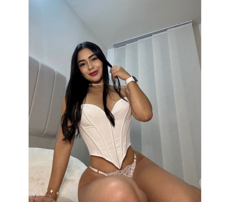 Escorts North London Upper Edmonton - North London - Photos for SEXY, HOT AND PARTY GIRL WAITING FOR YOU ❤️‍🔥🥂