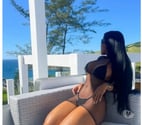 Hello I am Chantelle I am Colombian and I am 27 years old