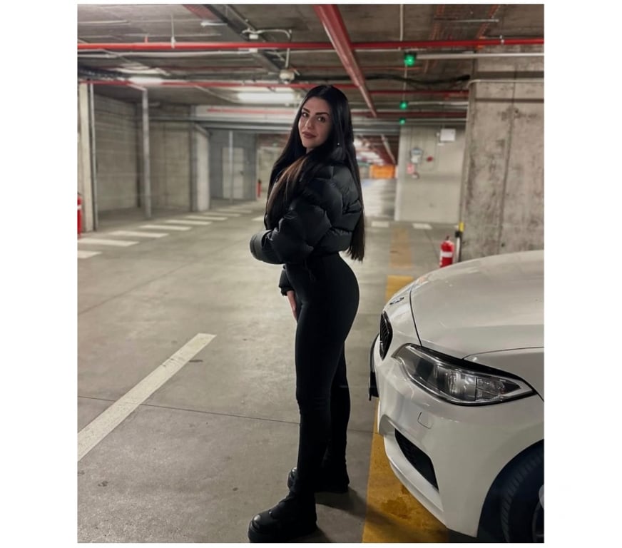Escorts Slough Langley - Slough - Photos for Hi, I’m Anda and new around here