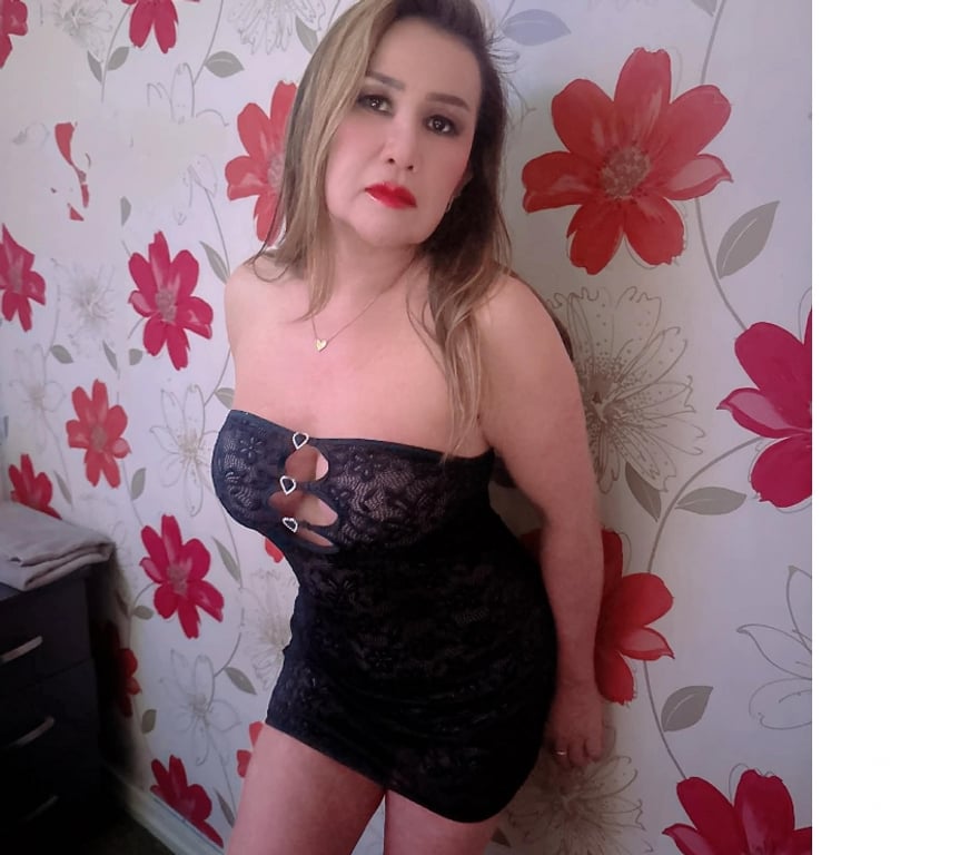 Escorts Gloucestershire South Gloucestershire - Photos for 🍑Catty A very sexy hot girl rush.🇹🇭ln Bristol