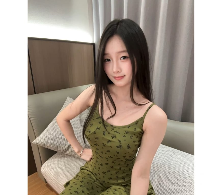 Escorts South East London Croydon - Photos for ❤️Massage sexy asian escorts full services❤️