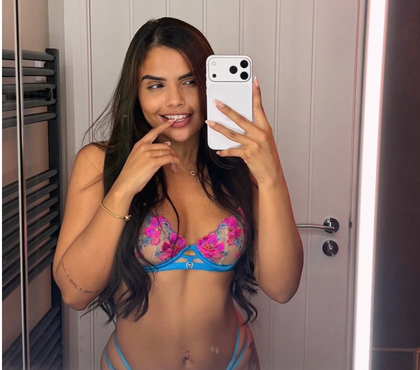 Escorts Earl`s Court Station South West London - Photos for LUNA 🇧🇷🍒 GFE ♥️ NATURAL 🫦💦