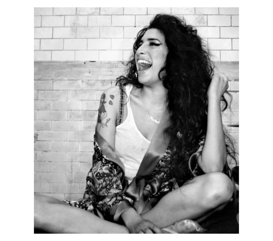 Escorts East London Walthamstow Central Station - East London - Photos for 🖤♥️SPICE COVER Amy Winehouse ♥️🖤