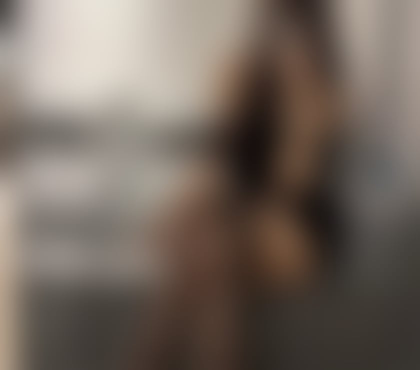 Photos for Hot girl want to massage you 🔥🔥🔥