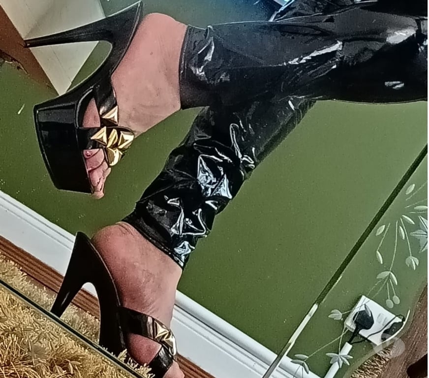 Trans Escorts Gloucestershire Cheltenham - Photos for Valen 🔥 naughty 😈 discreet TSgirl