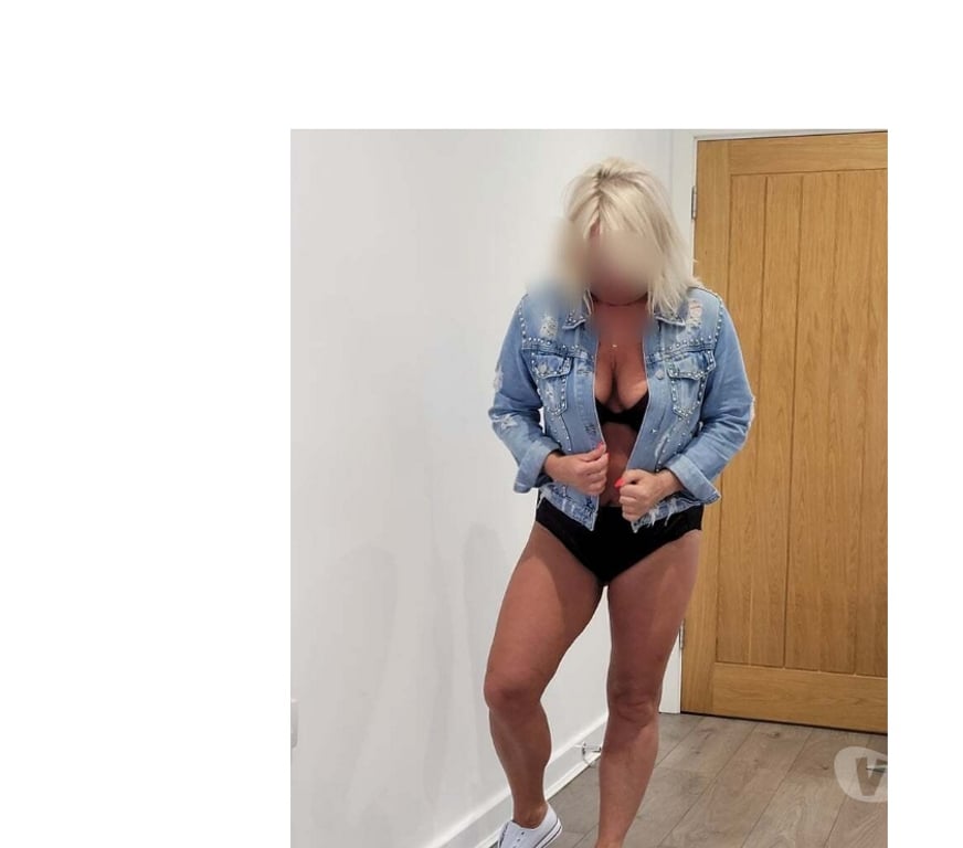 Escorts Peterborough Hampton - Peterborough - Photos for HOT MILF NEW IN TOWN SEXY BLONDIE