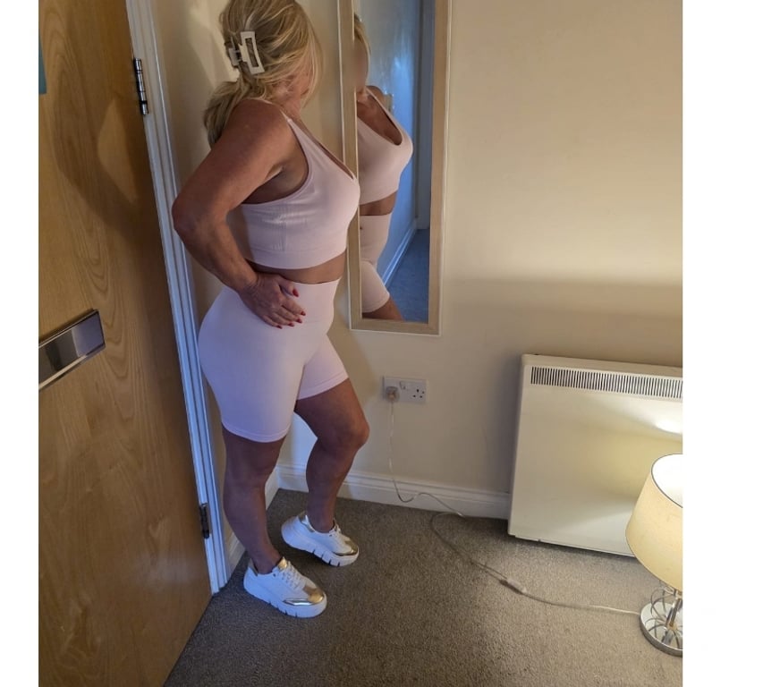 Escorts Peterborough Hampton - Peterborough - Photos for HOT MILF NEW IN TOWN SEXY BLONDIE