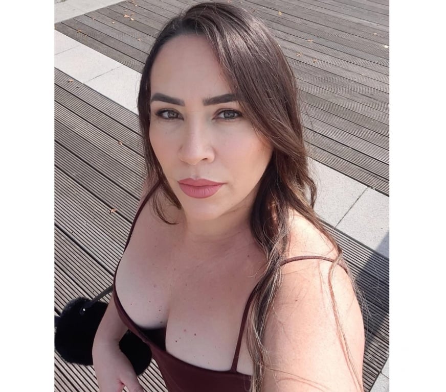 Escorts Surrey Epsom and Ewell - Photos for Angel party girl back in town 🥂🎉🇧🇷❤️