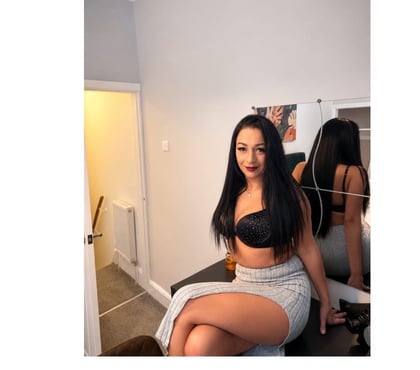 Escorts and Massages Darlington Town Centre Darlington - Photos for Hi back in town full service 😁💯🔞🥵