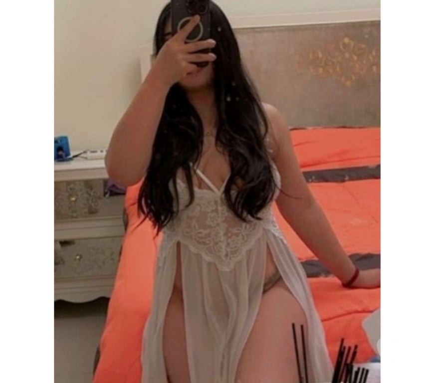 Escorts West Midlands Sandwell - Photos for Emma Big Ass, Big breasts Natural, party grils