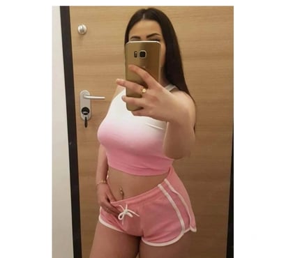 Escorts Colindale Station North West London - Photos for New in town roxi