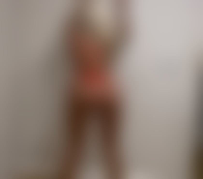 Escorts South West London Battersea - South West London - Photos for Playful, Confident & Impossible to Ignore