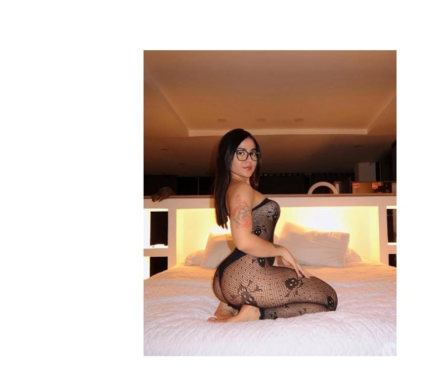 Escorts Essex Chelmsford - Photos for 🇧🇷🥳New Girl party Sofhia 🥳🇧🇷
