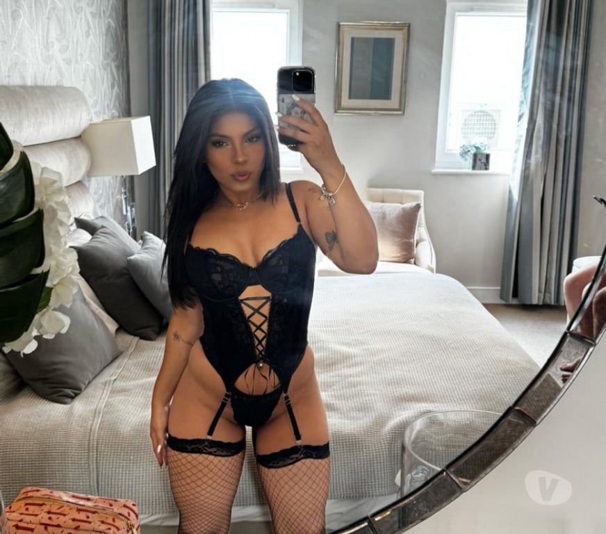 Escorts Hertfordshire Watford - Photos for STUNNING, FRIENDLY AND ATTRACTIVE BRUNETTE 🔥💋