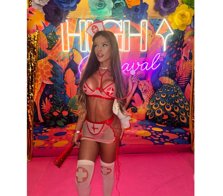 Escorts North London North Finchley - North London - Photos for GabyTS,a hot Brazilian body, party girl and very experienced