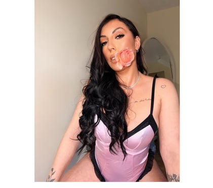  Escorts Hull City Centre Hull - Photos for Bianca - natural body 🇧🇷 Size 6 ♥️