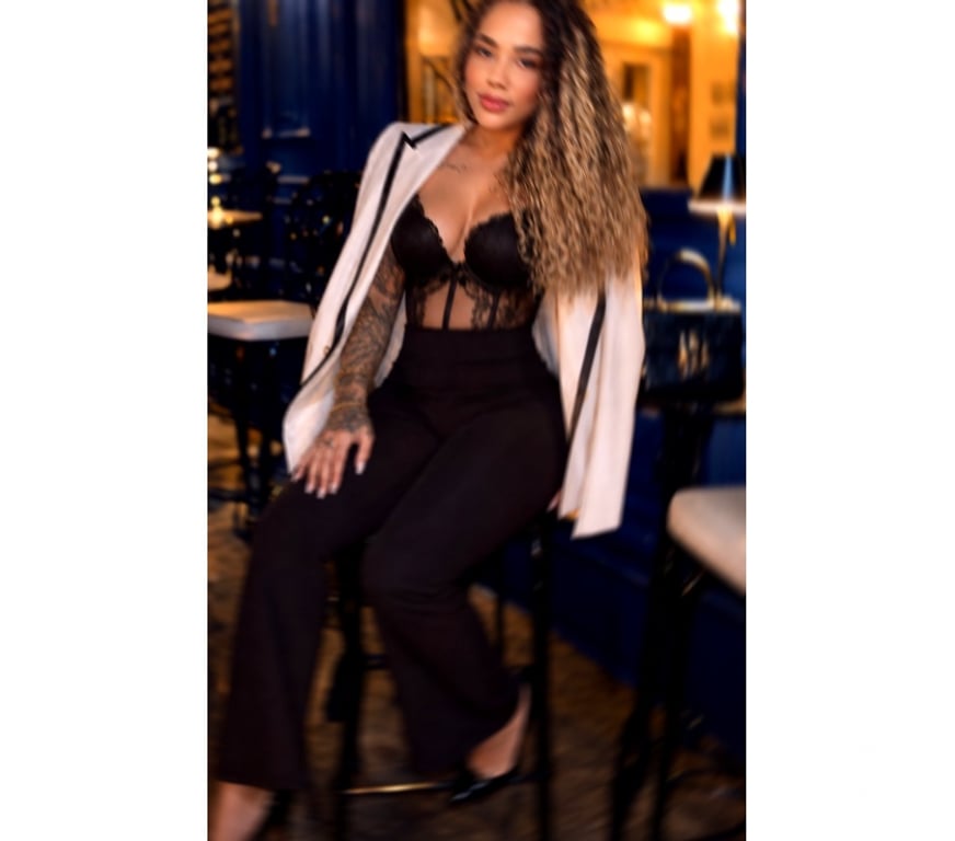 Escorts Buckinghamshire Milton Keynes - Photos for Eduarda sexy Brazilian