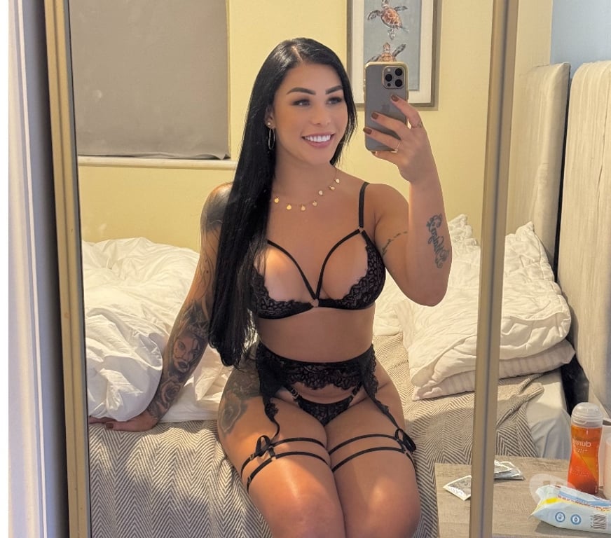 Escorts West Yorkshire Leeds - Photos for Yasmin brazzilian sexy 🇧🇷🔥👠👙