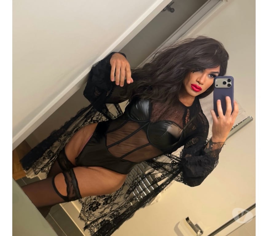 Trans Escorts East London Stratford International - DLR Station - East London - Photos for 🔥 NEW Latina TRANS Discreet Companion 🔥 BIG SURPRISE