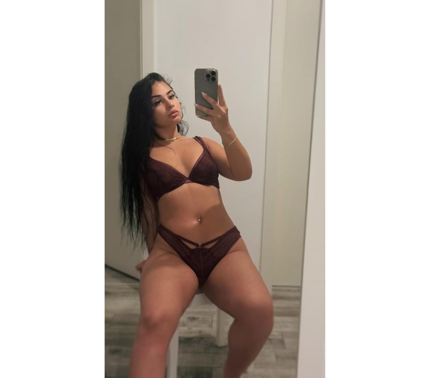 Escorts West Yorkshire Leeds - Photos for Best services by Anays