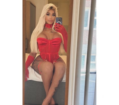 Trans Enfield Town Enfield - Photos for beautiful girl. Female TS curves
